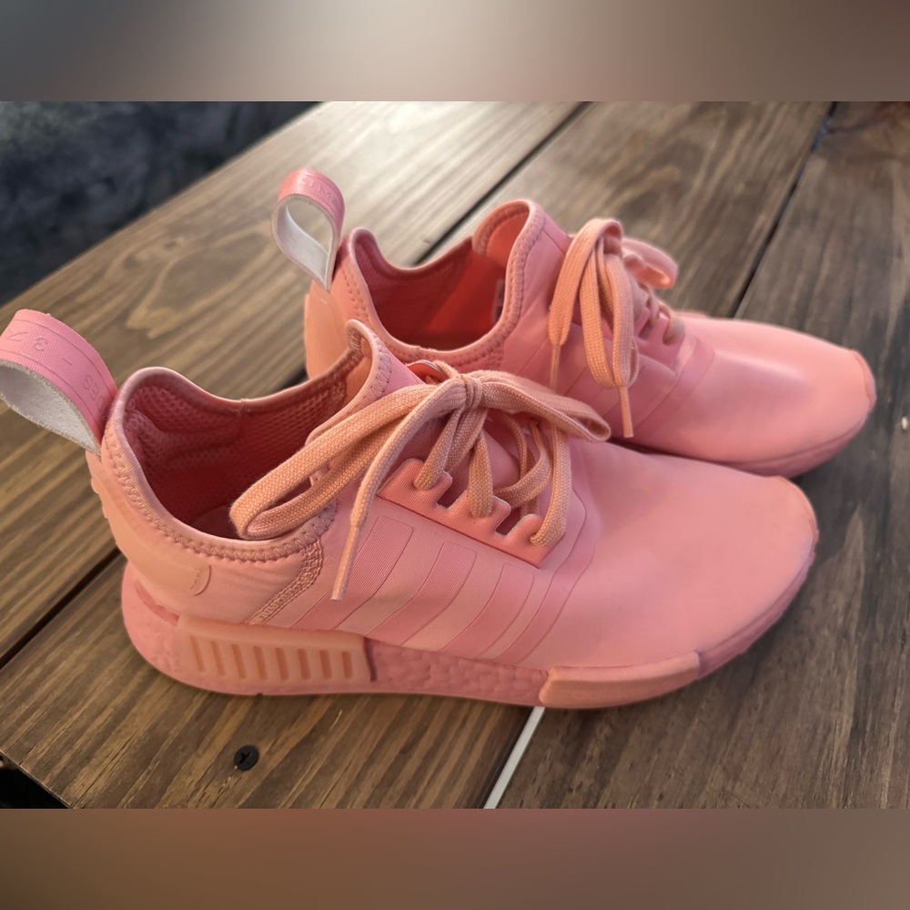 Adidas Sneakers